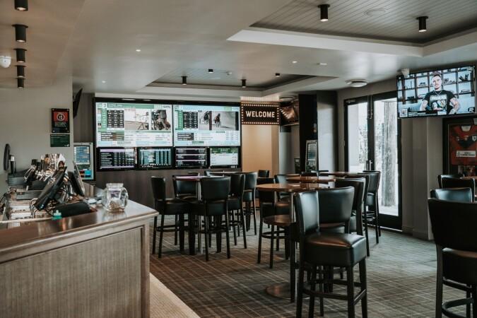 Best Sports Bars in Wagga Wagga - The William Farrer Hotel