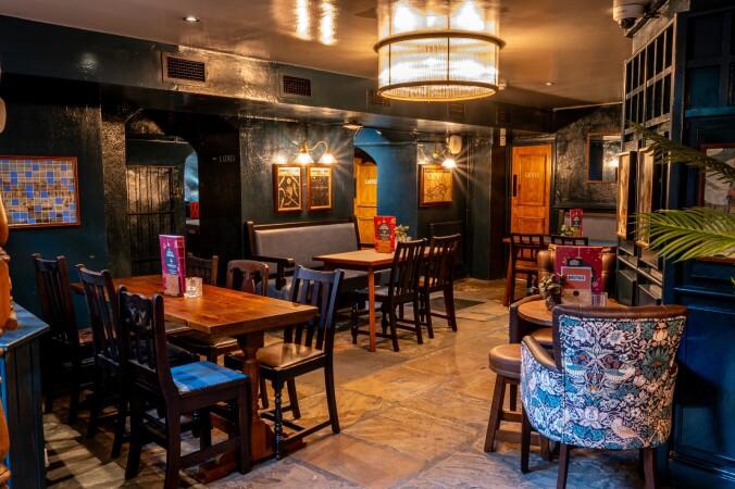 Best Sports Bars in London - Old Star (City of Westminster)