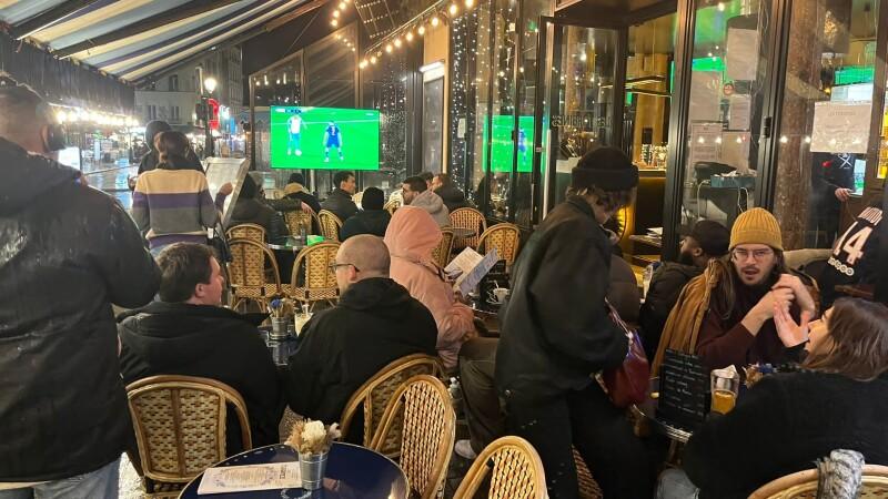Best Sports Bars in Paris - Les Turbines