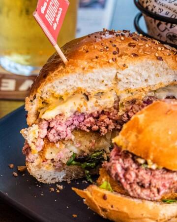 Best Sports Bars in Villeneuve-la-Garenne - Au Bureau Gennevilliers