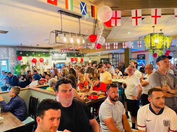 Best Sports Bars in Grays - Sandmartin