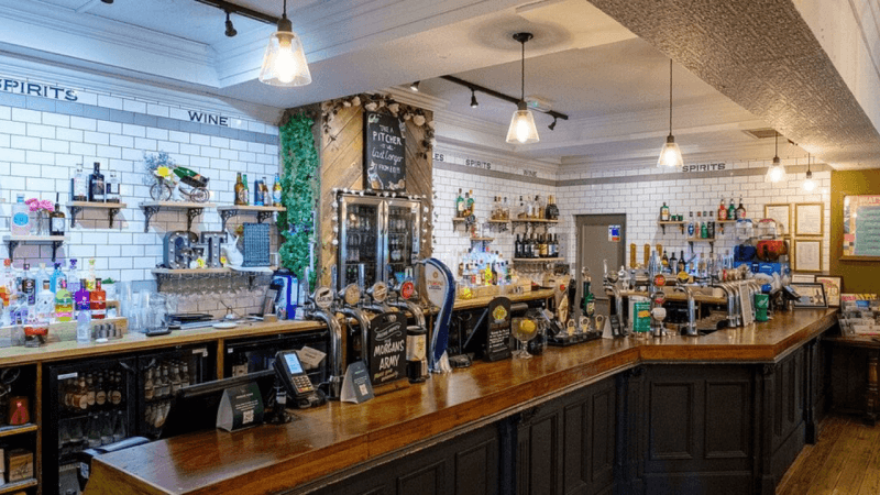 Best Sports Bars in Swansea - Pub on the Pond