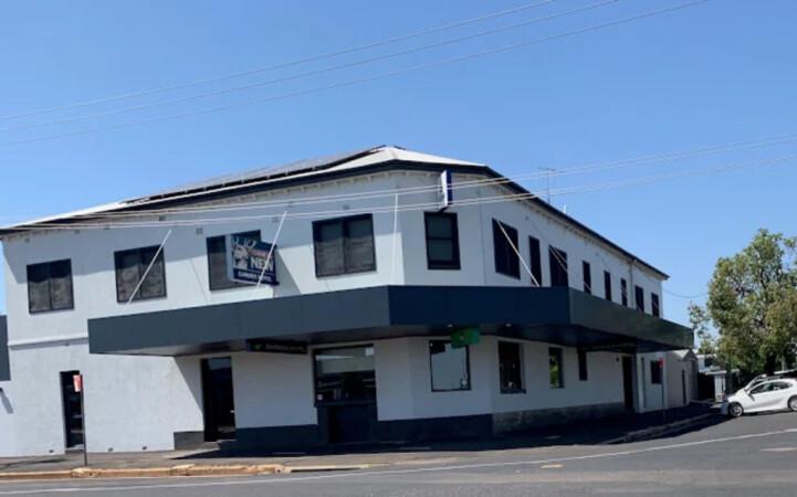 Best Sports Bars in Dubbo - Garden Hotel