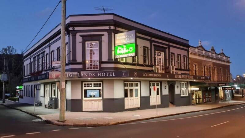 Best Sports Bars in Mittagong - Highlands Hotel