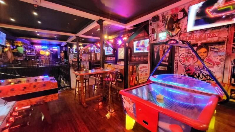 Best Sports Bars in Nottingham - The Blind Rabbit