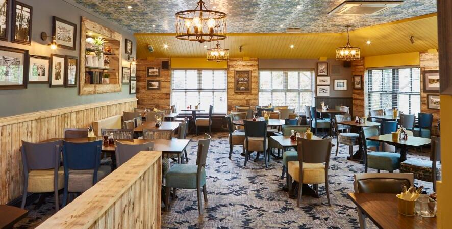 Best Sports Bars in Oldham - Rose of Lancaster