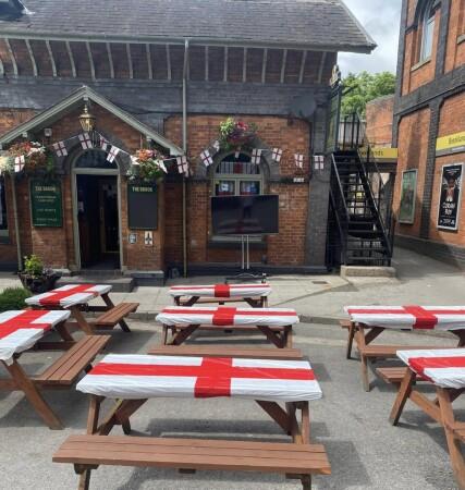 Best Sports Bars in Sale - The Brook