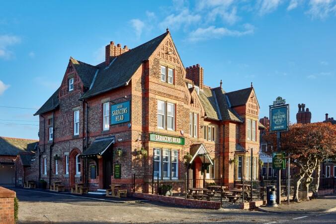 Best Sports Bars in Warrington - Saracens Head