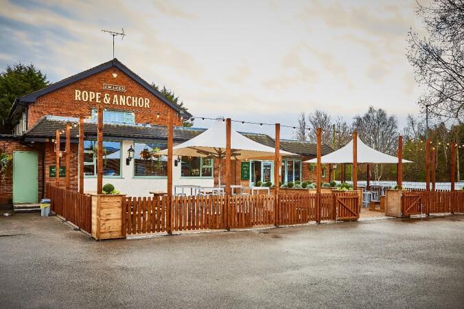 Best Sports Bars in Warrington - Rope & Anchor