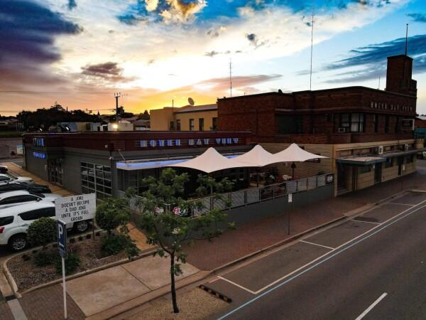Best Sports Bars in Whyalla - Hotel Bayview