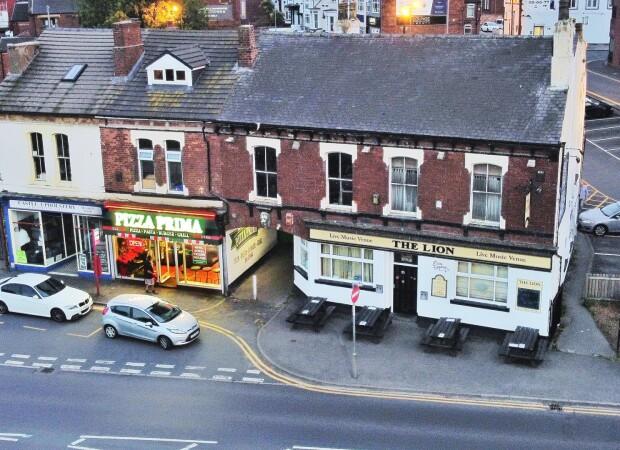 Best Sports Bars in Wakefield - Lion