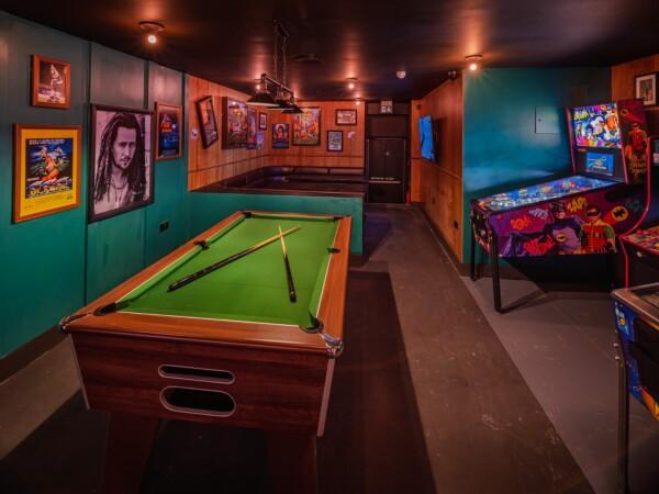 Best Sports Bars in London - BloodSports by MEATLiquor