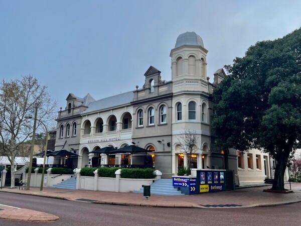 Best Sports Bars in Victoria Park - Broken Hill Hotel