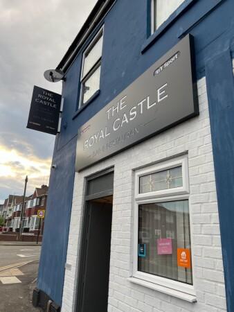 Best Sports Bars in Sandwell - Royal Castle