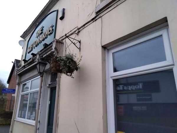 Best Sports Bars in Blackburn - The Clifton Arms