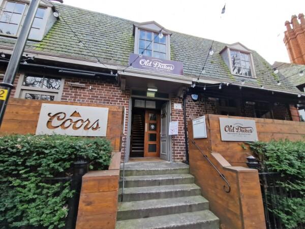 Best Sports Bars in Cheshire West and Chester - Old Dukes