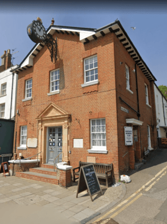 Best Sports Bars in Canterbury - Sandgate Mens Club