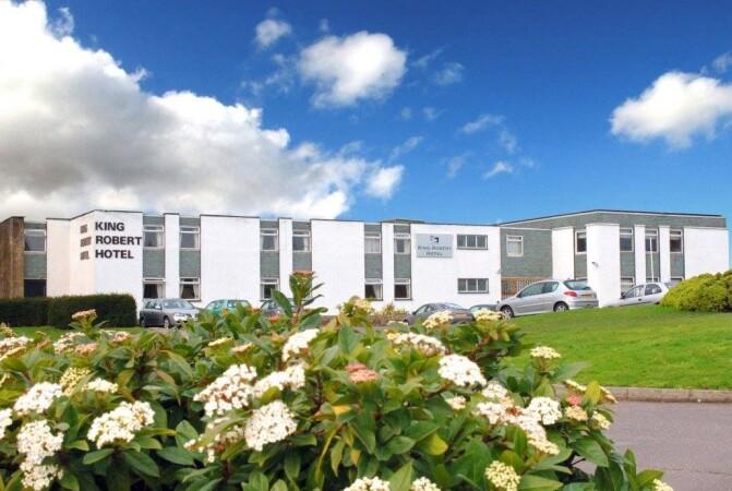 Best Sports Bars in Falkirk - King Robert Hotel