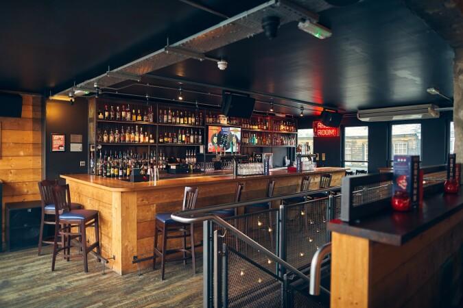 Best Sports Bars in Harrogate - Mojo