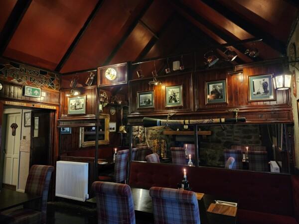 Best Sports Bars in Highland - Fuaran Bar