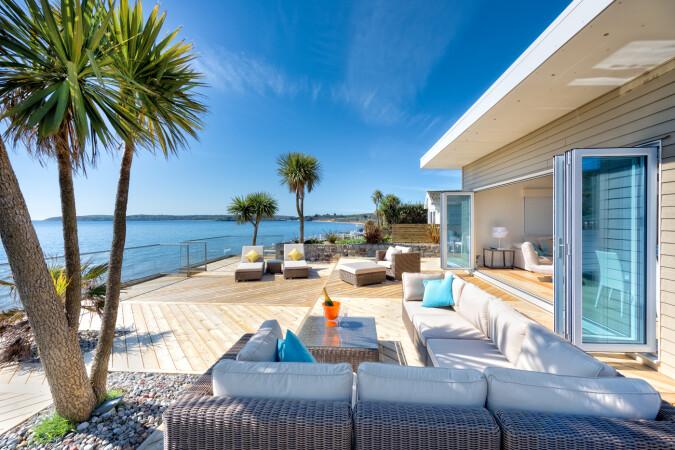 Best Sports Bars in Pwllheli - Warren Club