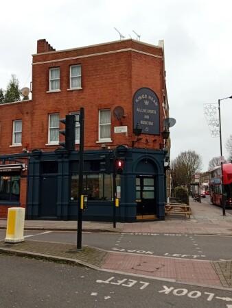Best Sports Bars in London - The Kings Head