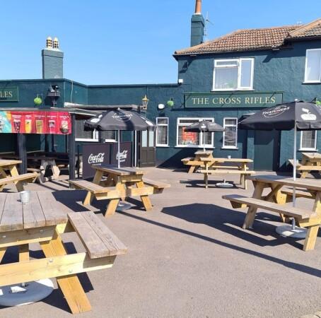 Best Sports Bars in Sedgemoor - Cross Rifles