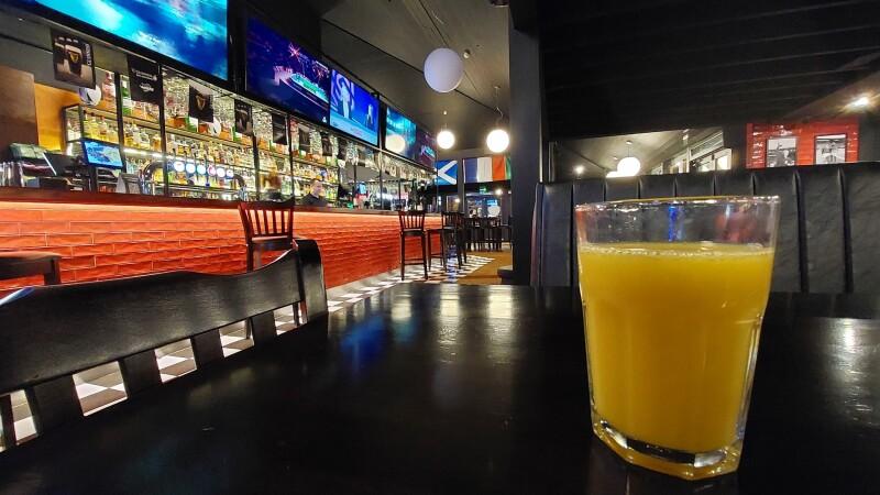 Best Sports Bars in Walsall - The Met Bar