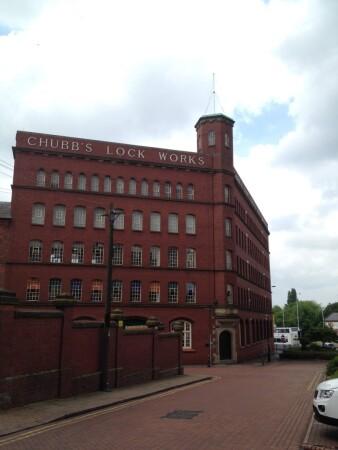 Best Sports Bars in Wolverhampton - Emerald Club