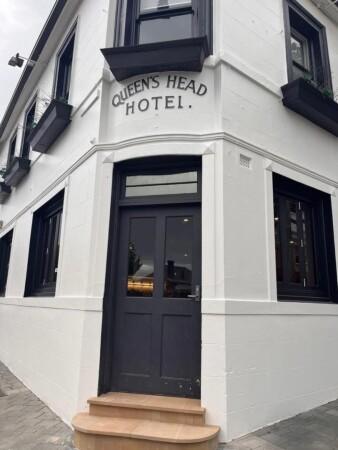 Best Sports Bars in North Hobart - Queens Head Hotel