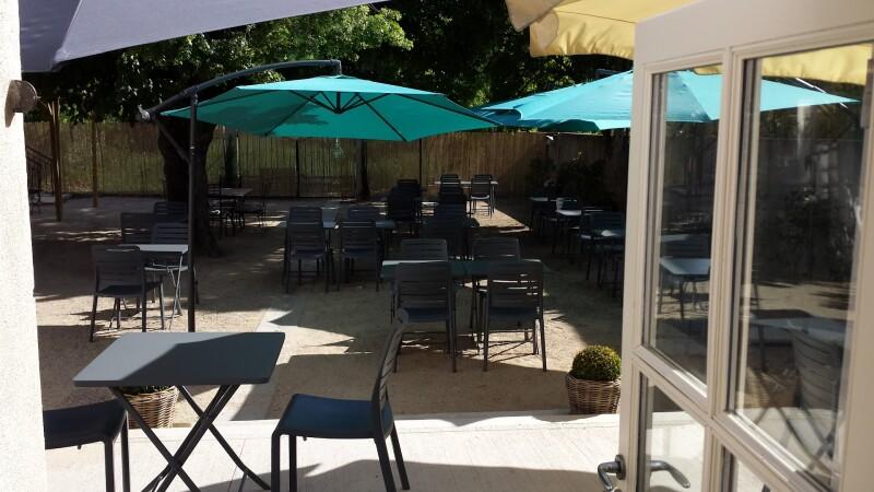 Best Sports Bars in La bastidonne - Le café bleu