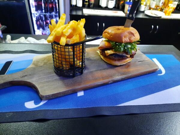 Best Sports Bars in Port Pirie West - Risdon Hotel