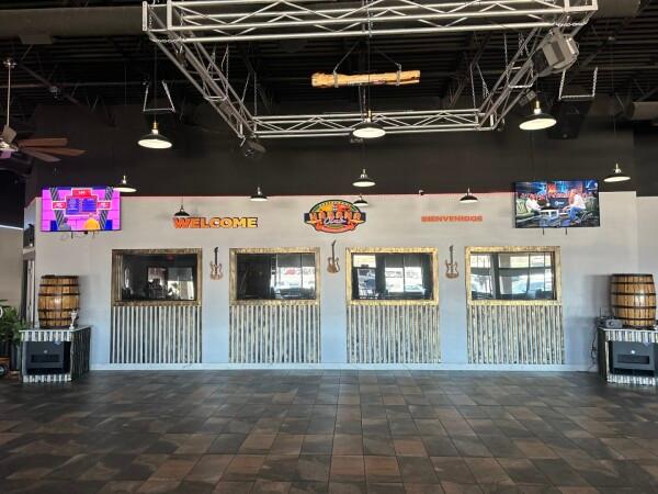 Best Sports Bars in Memphis - Habana club restaurant bar and grill