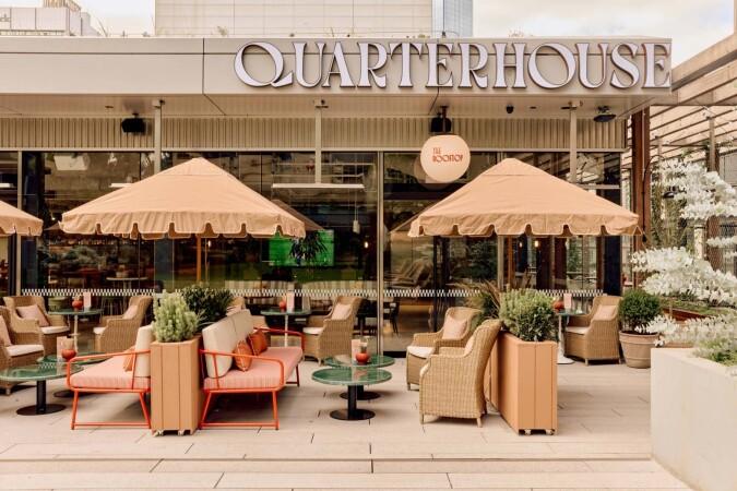 Best Sports Bars in Docklands - Quarterhouse