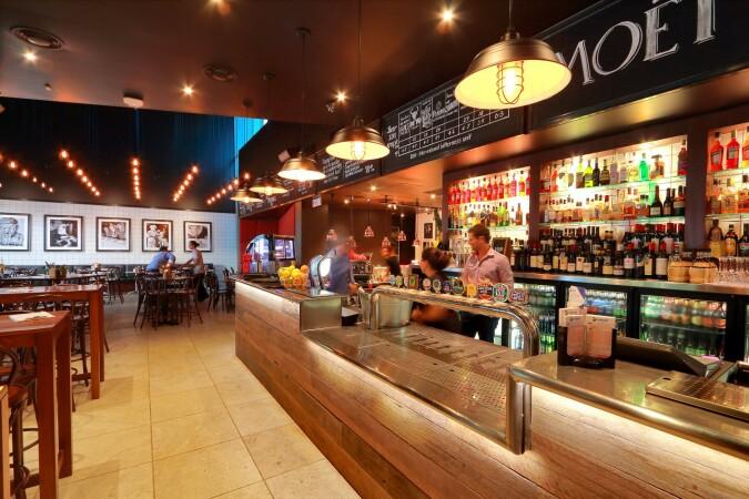 Best Sports Bars in Cannon Hill - Cannon Hill Tavern