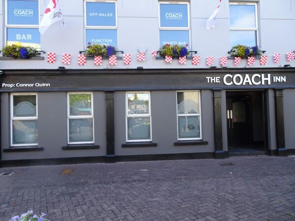Best Sports Bars in Tyrone - Coach Inn