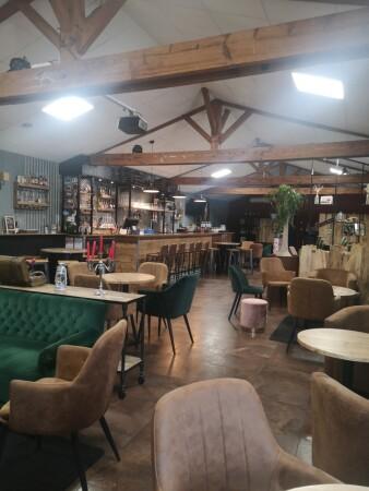 Les Meilleurs Bars à Les Herbiers - Le Loup Blanc