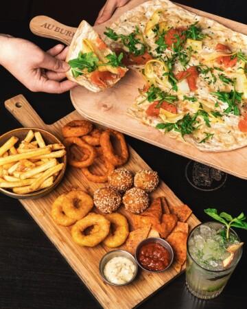 Best Sports Bars in Ajaccio - Au bureau Ajaccio