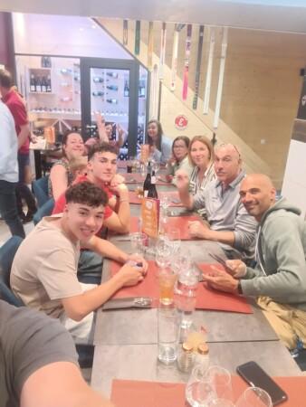 Best Sports Bars in La motte-servolex - La table des alpes