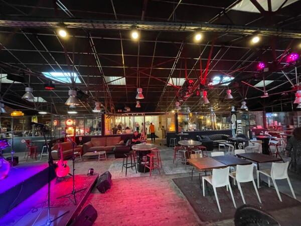 Best Sports Bars in Saint-raphaël - L'Usine concept store