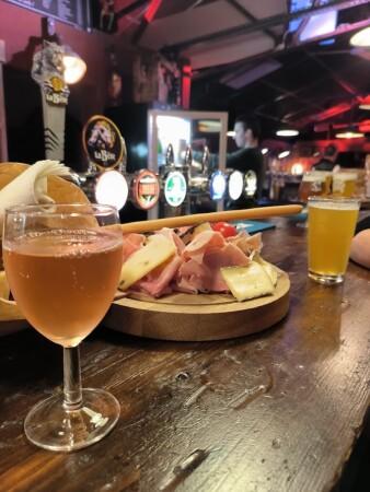 Best Sports Bars in Saint-raphaël - L'Usine concept store