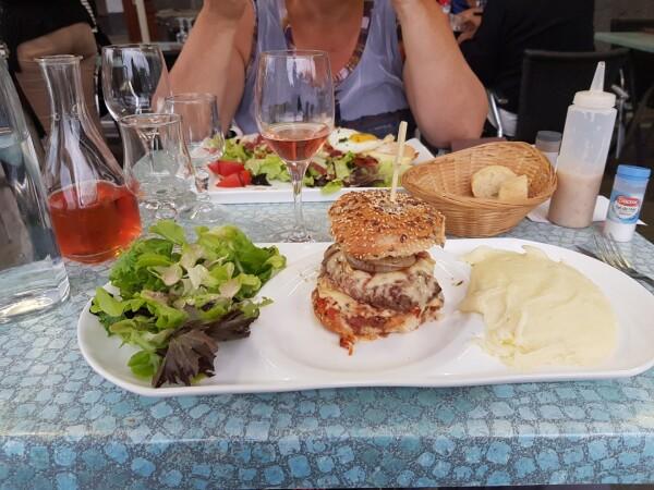 Best Sports Bars in Saint-flour - Bar des Arcades