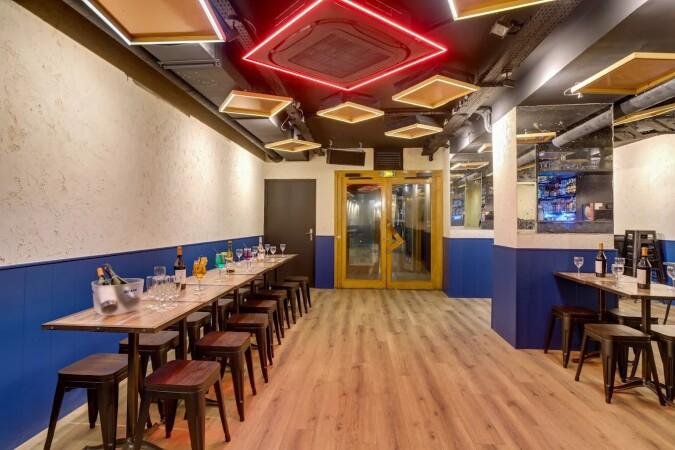 Les Meilleurs Bars à Paris - L'Amphi Beaubourg