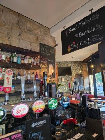 Best Sports Bars in Glasgow - The Brass Monkey