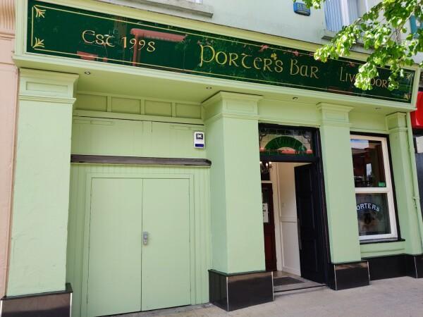 Best Sports Bars in Belfast - Porters Bar
