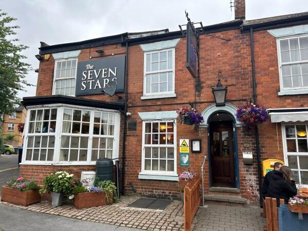 Best Sports Bars in Coventry - The Seven Stars