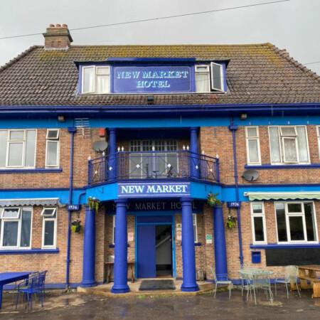 Best Sports Bars in Sedgemoor - Newmarket Hotel