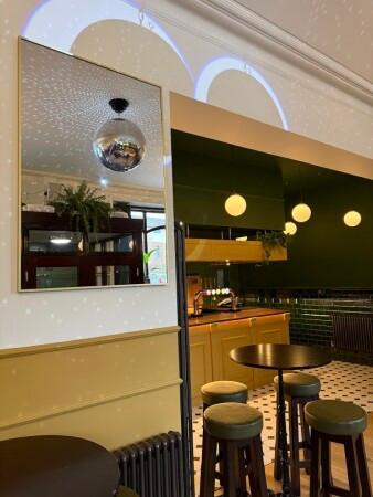 Best Sports Bars in Bristol - The Crown Tavern