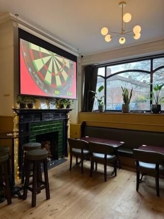 Best Sports Bars in Bristol - The Crown Tavern