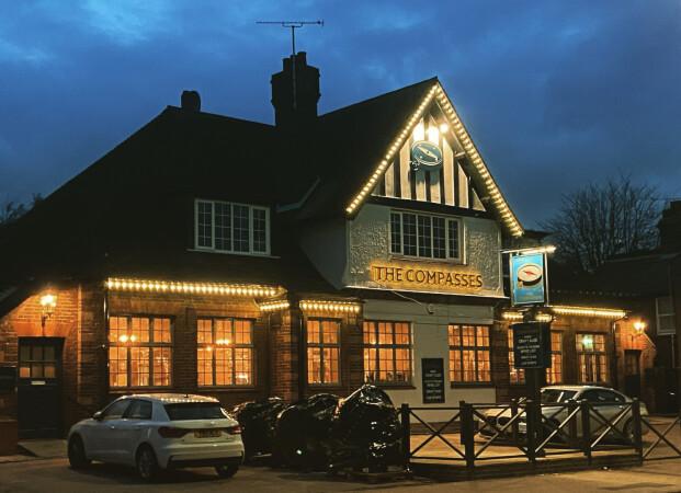 Best Sports Bars in Chelmsford - The Compasses